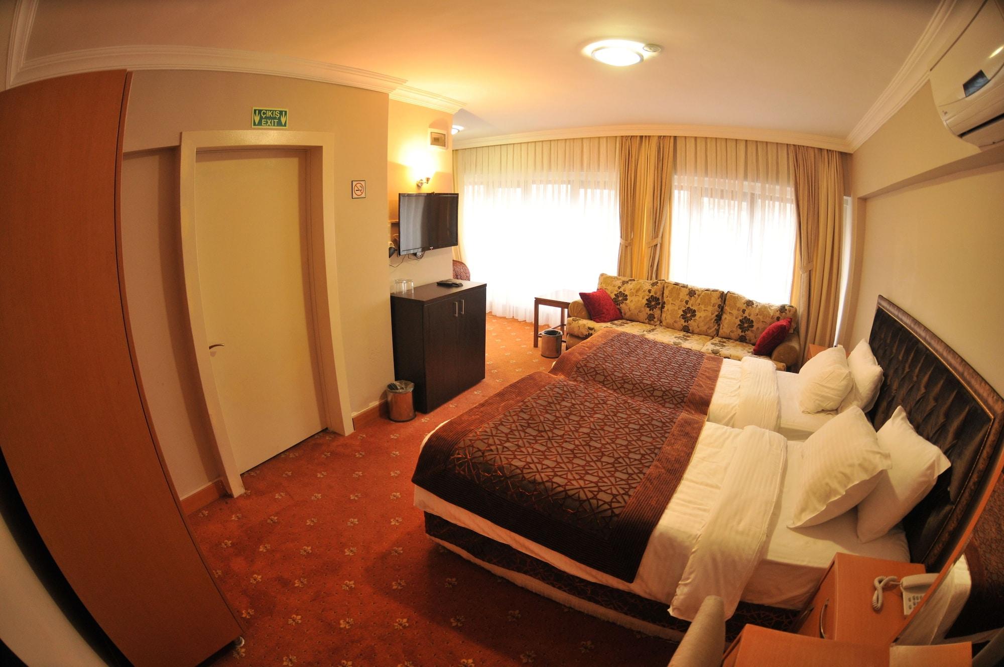 Palace Point Hotel Istanbul Exterior photo