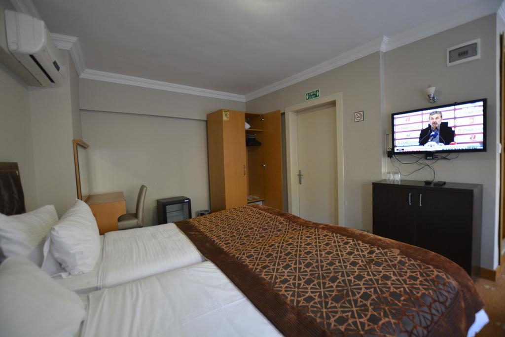 Palace Point Hotel Istanbul Exterior photo