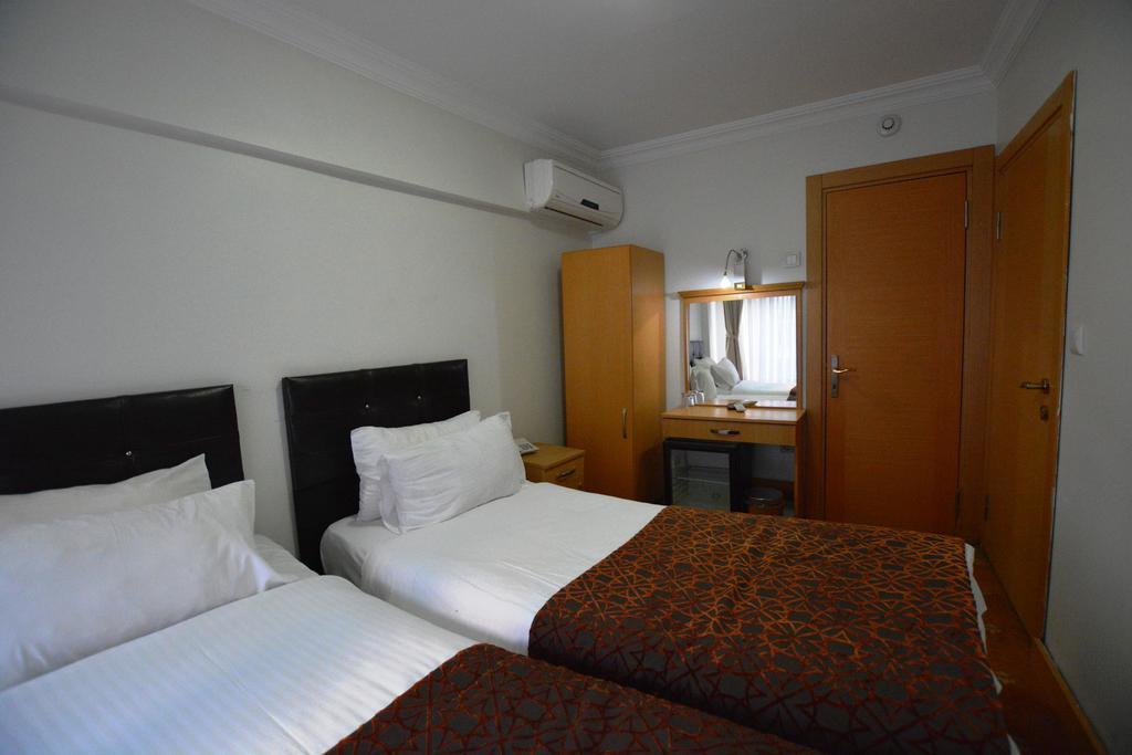 Palace Point Hotel Istanbul Exterior photo