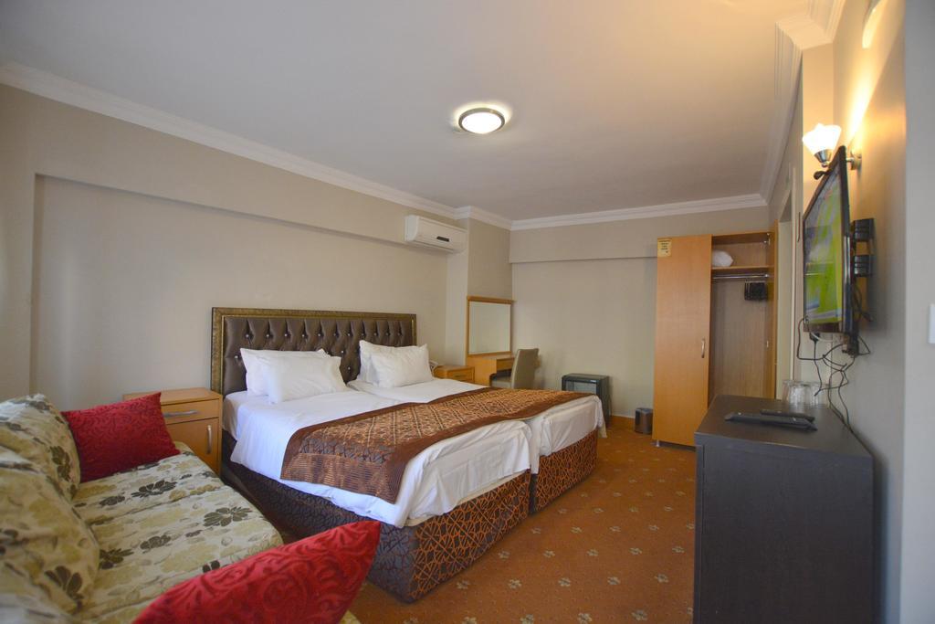 Palace Point Hotel Istanbul Exterior photo